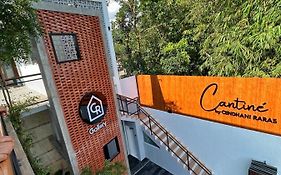 Cendhani Raras Gallery